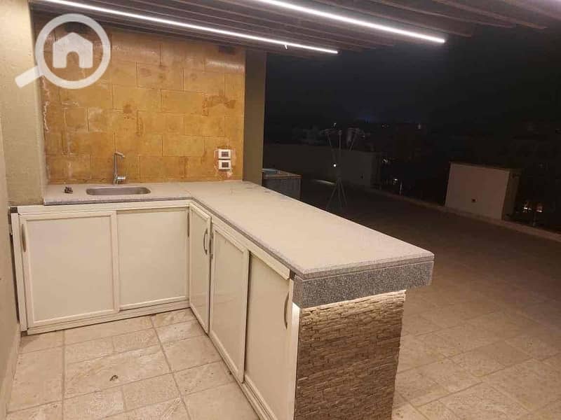 22 299a93db-919f-4e23-bd6d-b0388b1d564c. jpg