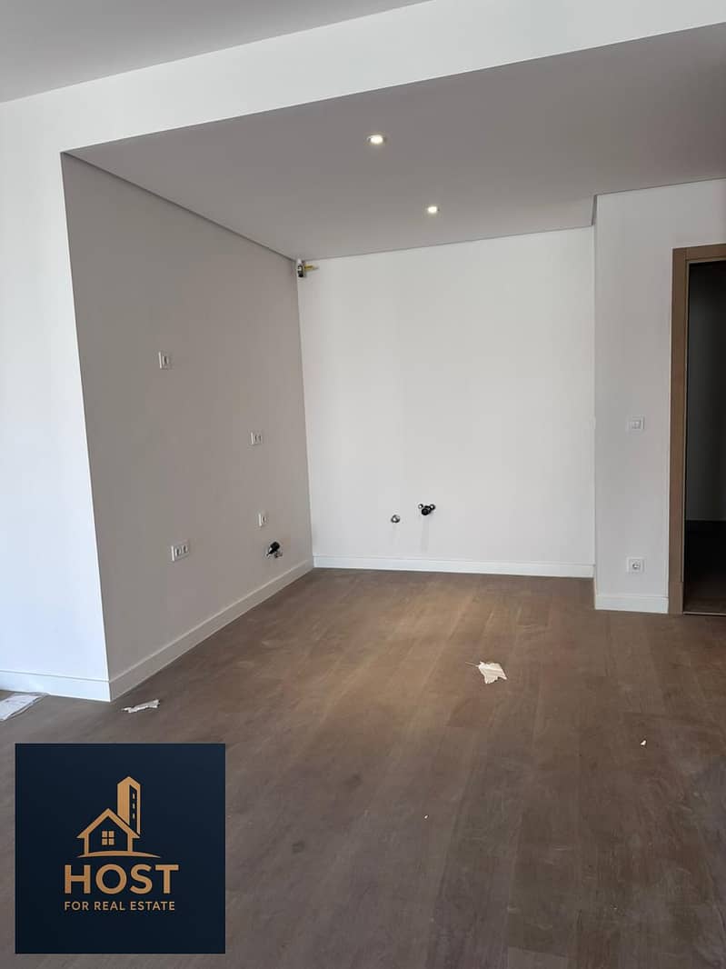 2 WhatsApp Image 2026-01-11 at 18.00. 46 (1). jpeg