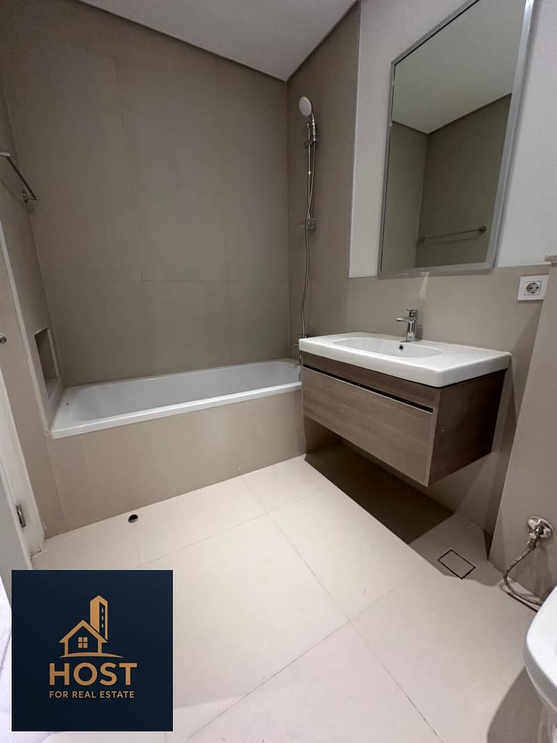 5 WhatsApp Image 2026-01-11 at 18.00. 47 (2). jpeg