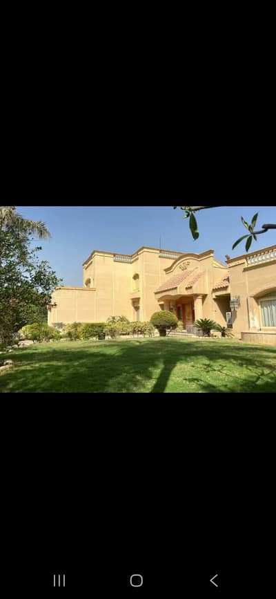 5 Bedroom Villa for Sale in 6th of October, Giza - Ultra-Spacious Standalone Villa | 5 Master Bedrooms، pool, roof & gar