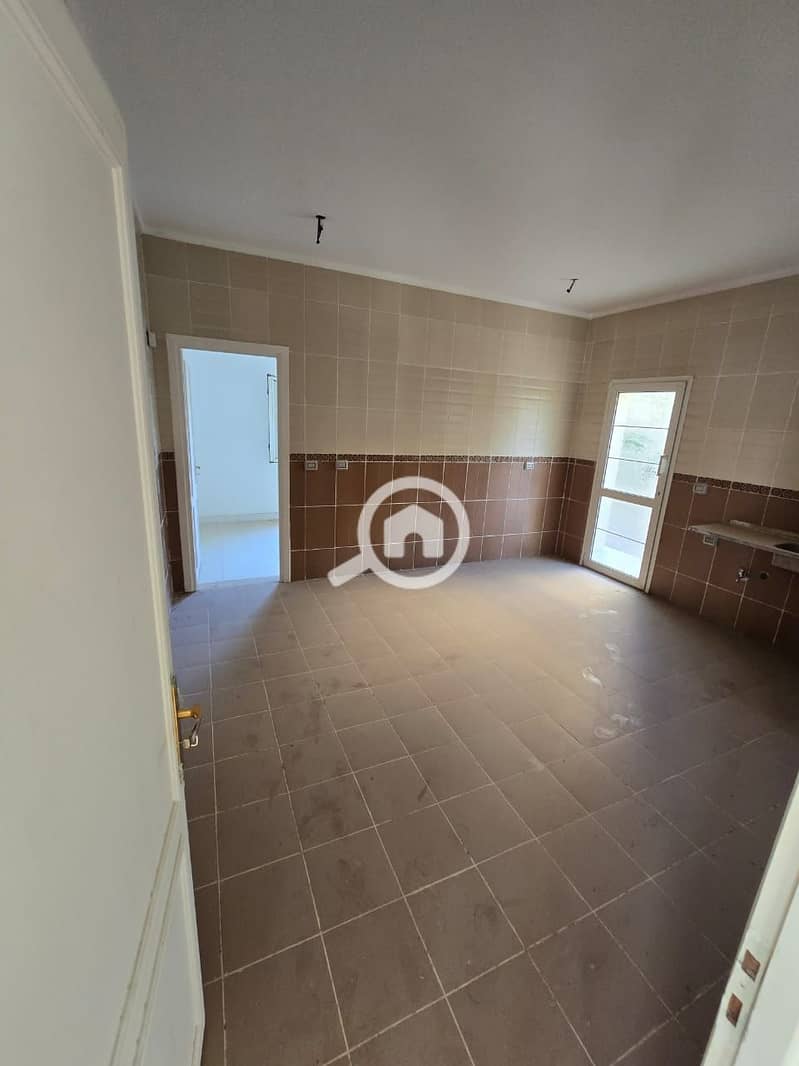 12 4131544e-1f94-4ed4-9f2f-cf8d70a29dc5. jpeg