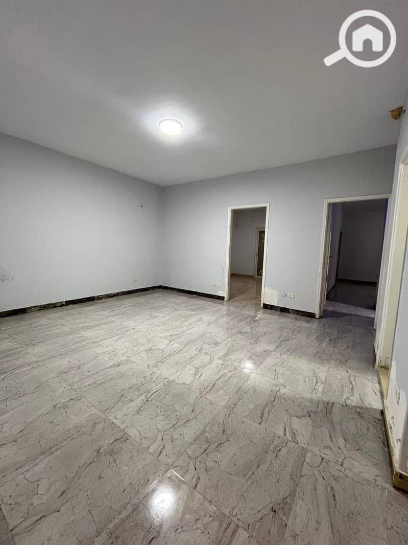 2 5c3a058d-830c-446c-aef1-d539db45f949. jpg