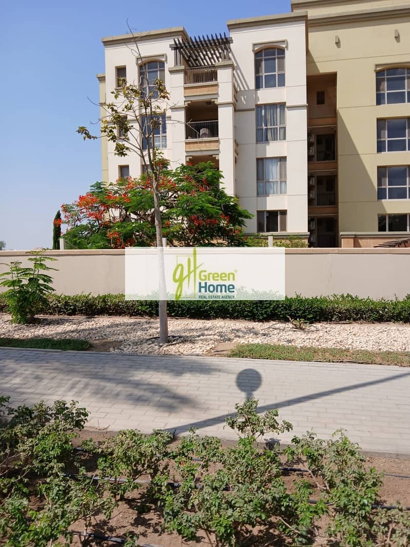 5 a74fc79d-0e2e-4b47-a4c1-81e2b5a1bab7. jpg