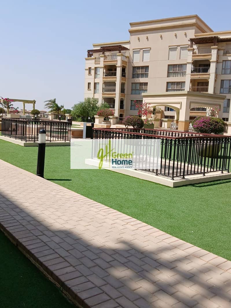 6 be28bb00-2482-49b5-8b89-5a9ae875cbd3. jpg