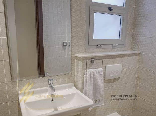 17 cdc6cc36-8e87-4dd2-9d82-de847ece4eae. jpg