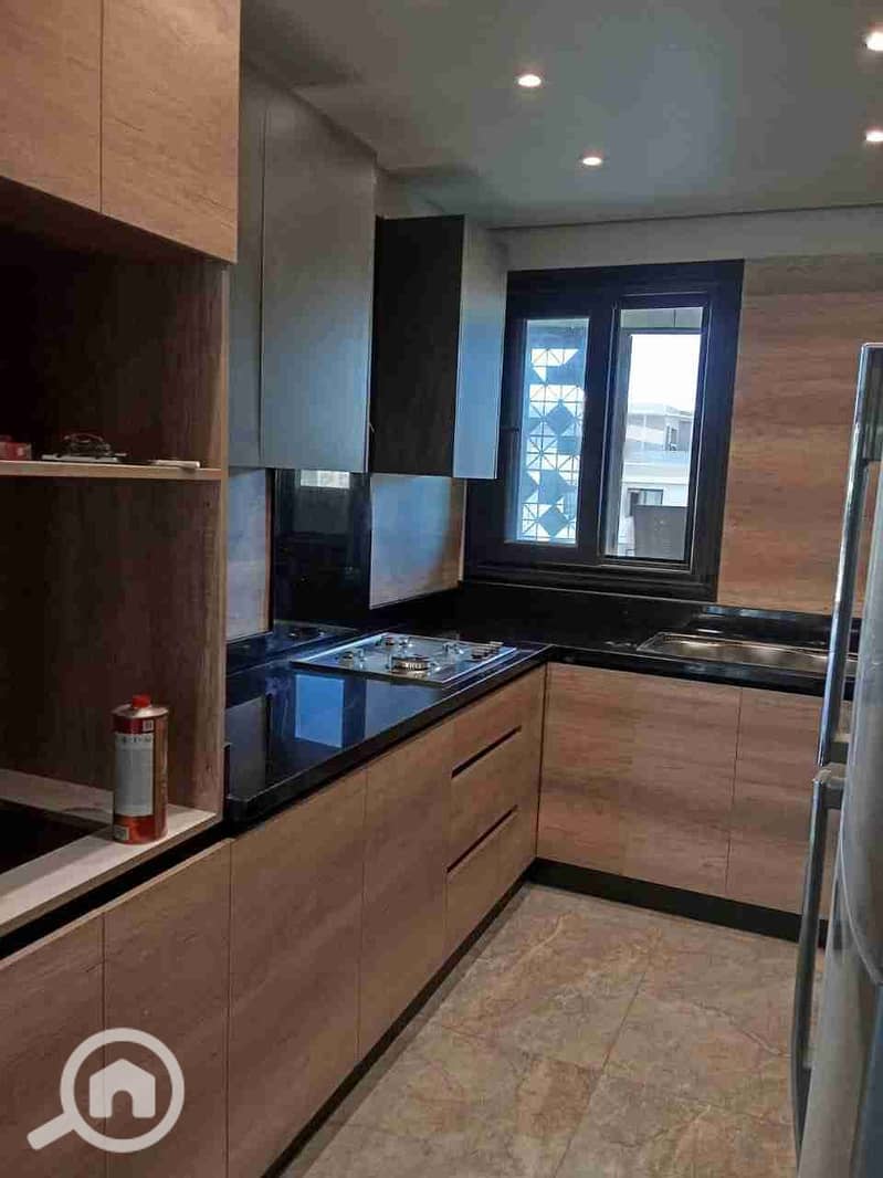 Apartment for rent in Badia Palm Hills compound next to MSA University and the Egyptian Museum, with kitchen and appliances, air conditioning, dressing room, and heaters, 147 sqm – pohled 2
