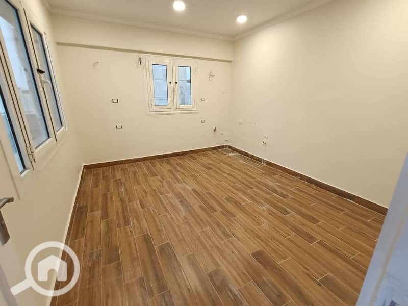 6 081f15ea-d83a-404e-8bcc-6352c25836cd. jpeg