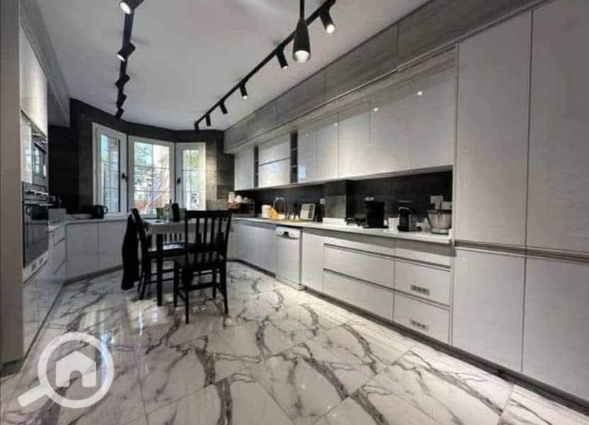 10 77777777777777777777. jpg