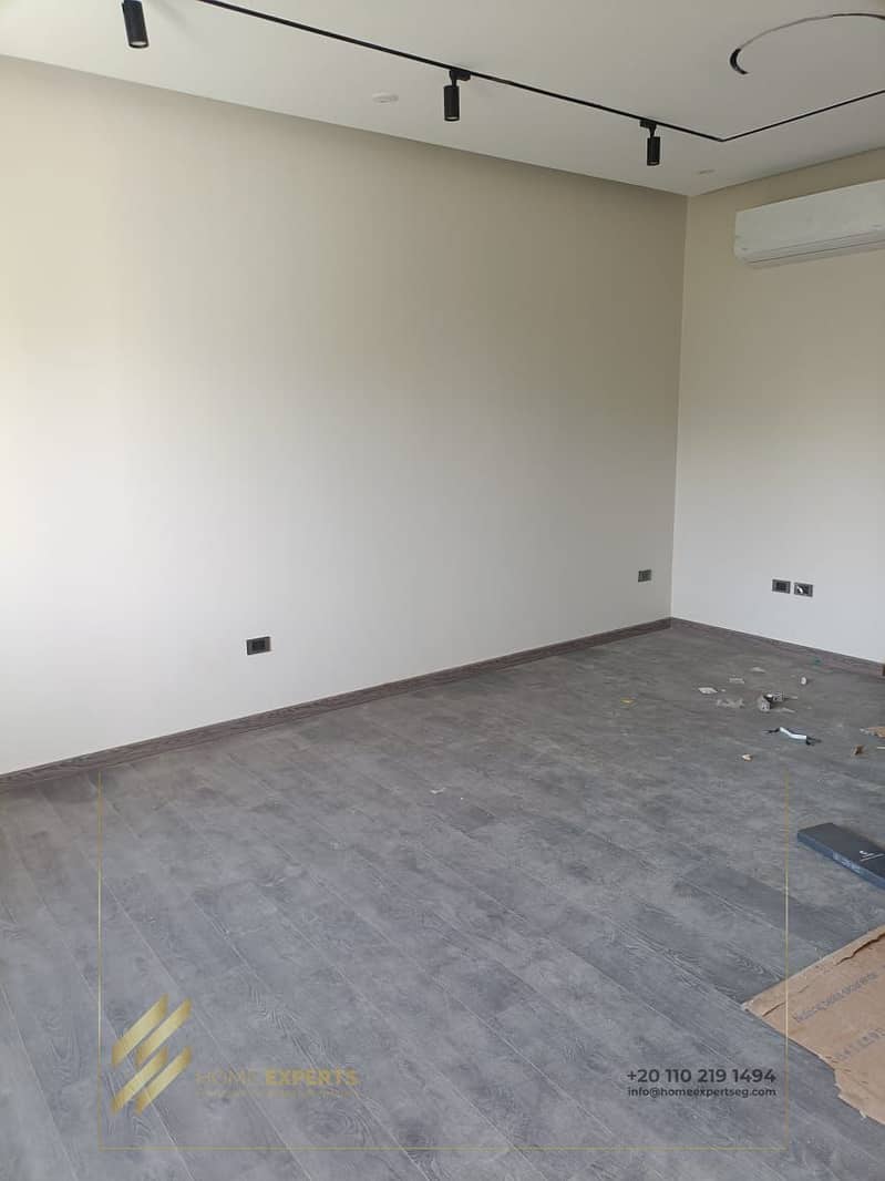 10 343eea48-fd54-4ecd-bdd6-919571d2ea60. jpg