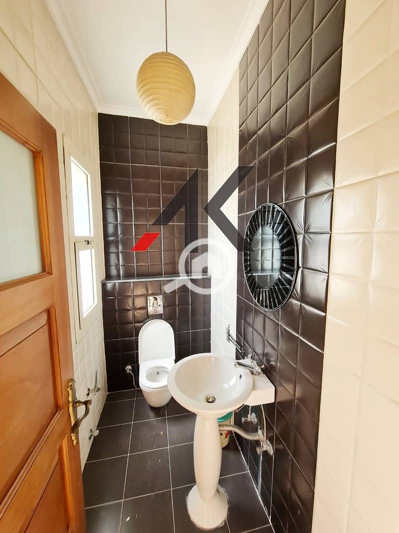 11 WhatsApp Image 2021-10-25 at 2.28. 28 PM. jpeg