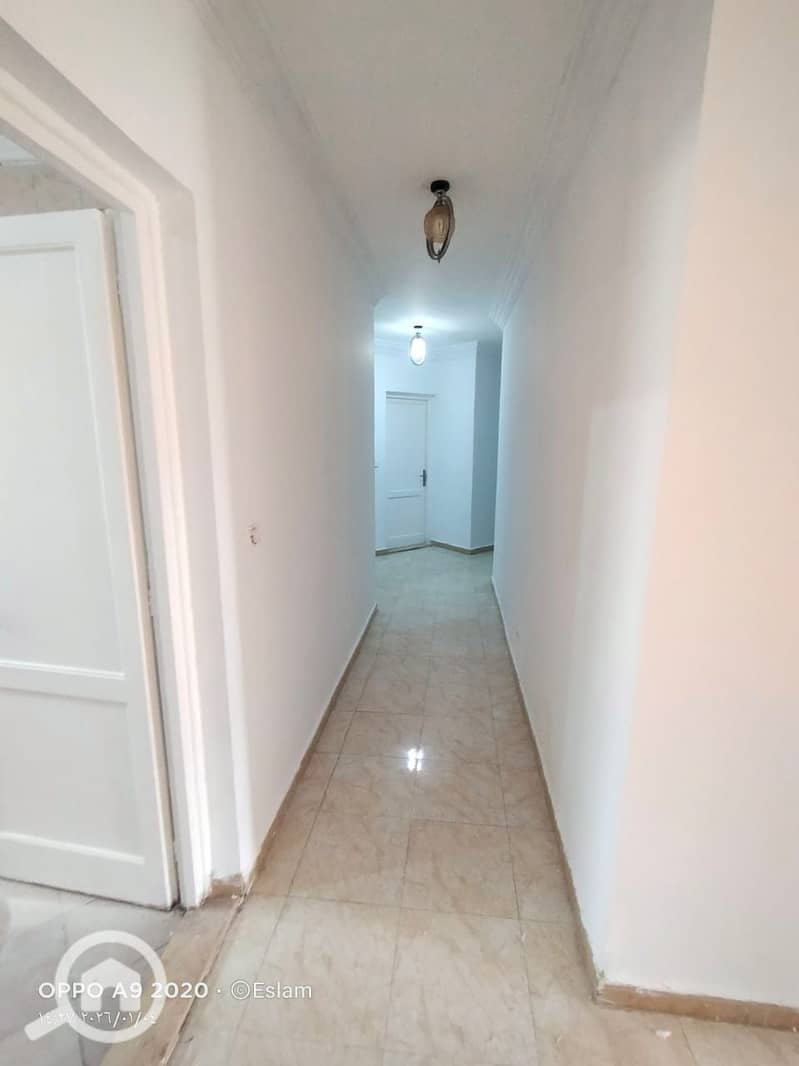 10 bcb6cd41-1a23-4bd8-8f57-d2fbb6a47682. jpg