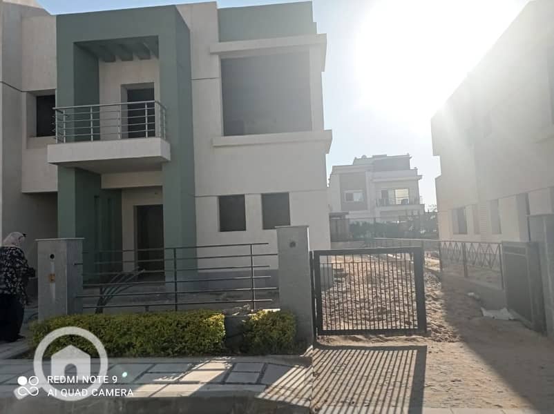 12 238387729_1034284970697085_1754673716286958106_n. jpg