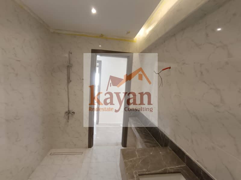 7 377425b9-463a-493e-a752-0efb44a50501. jpg