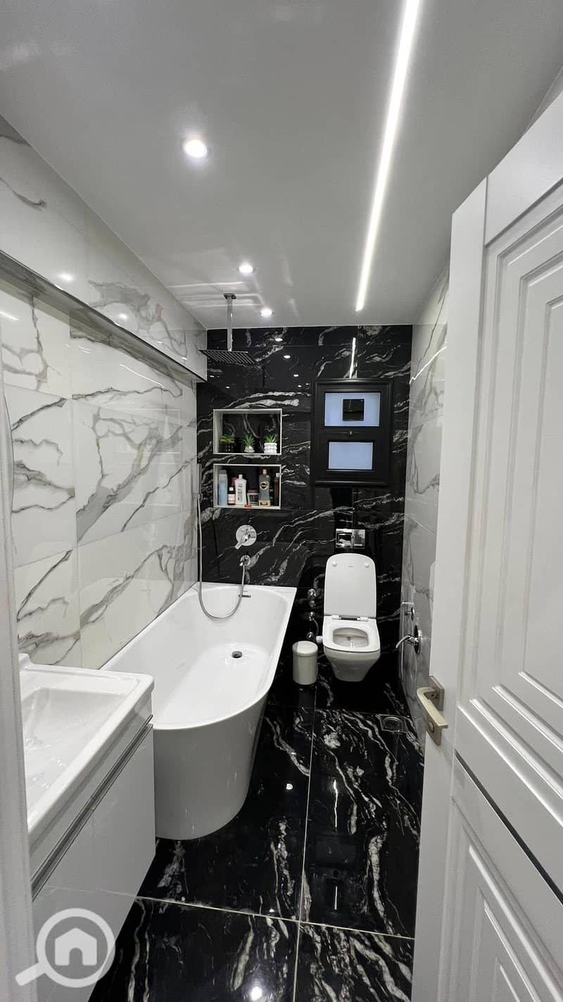 34 615399478_899024089485788_1474585604143294653_n. jpg