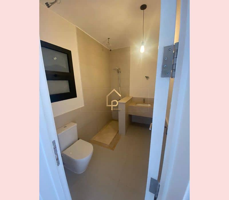 4 WhatsApp Image 2025-09-11 at 4.30. 49 PM. jpg