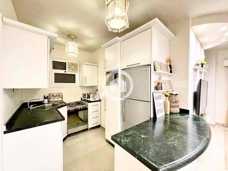 11 0c8ee8f9-604c-4f8c-9451-63d24936a334. jpg