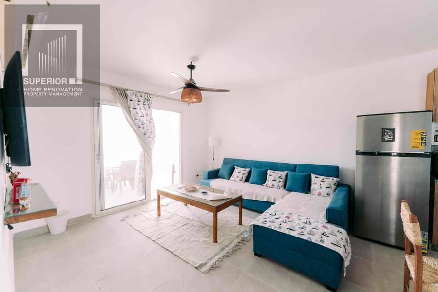 10 d27b0e5d-13c7-4f5f-b6ab-2069c575cd3f. jpg