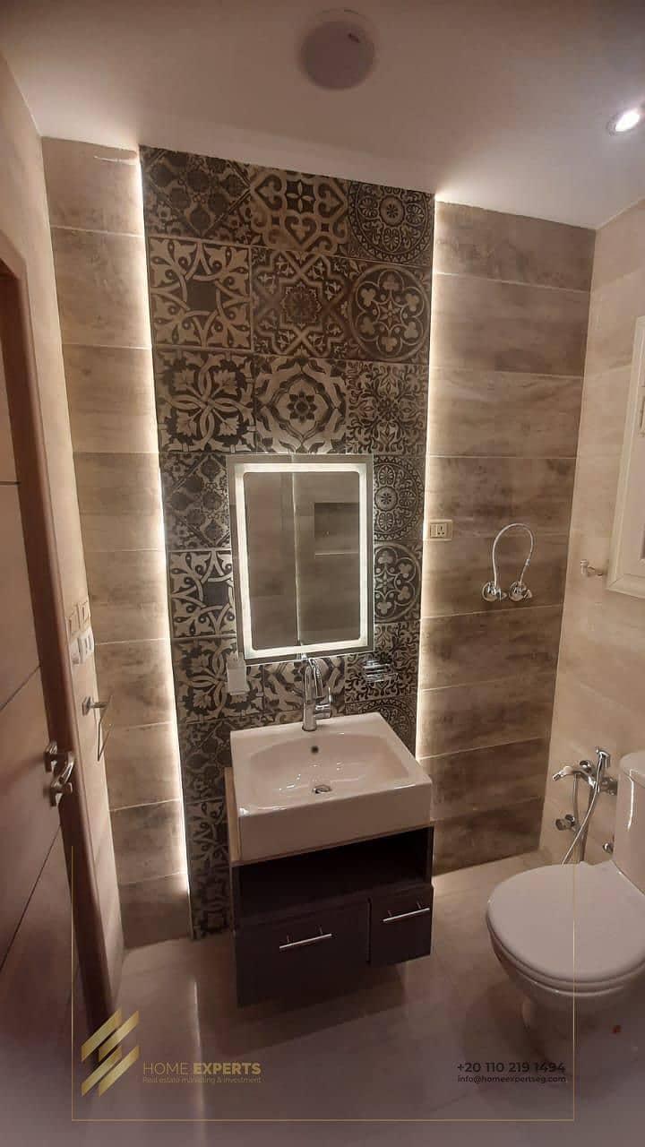 5 8da76947-700d-4058-adc8-3bf75f93d25a. jpg