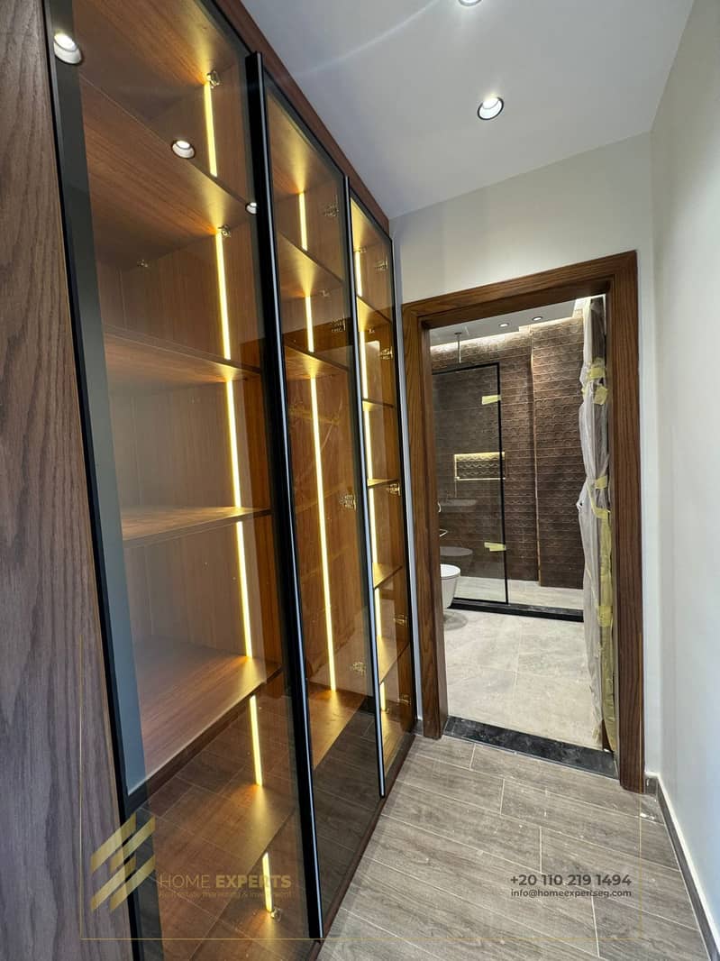 12 d977e92a-fd91-450e-b4ce-dbf4eacdb71a. jpg