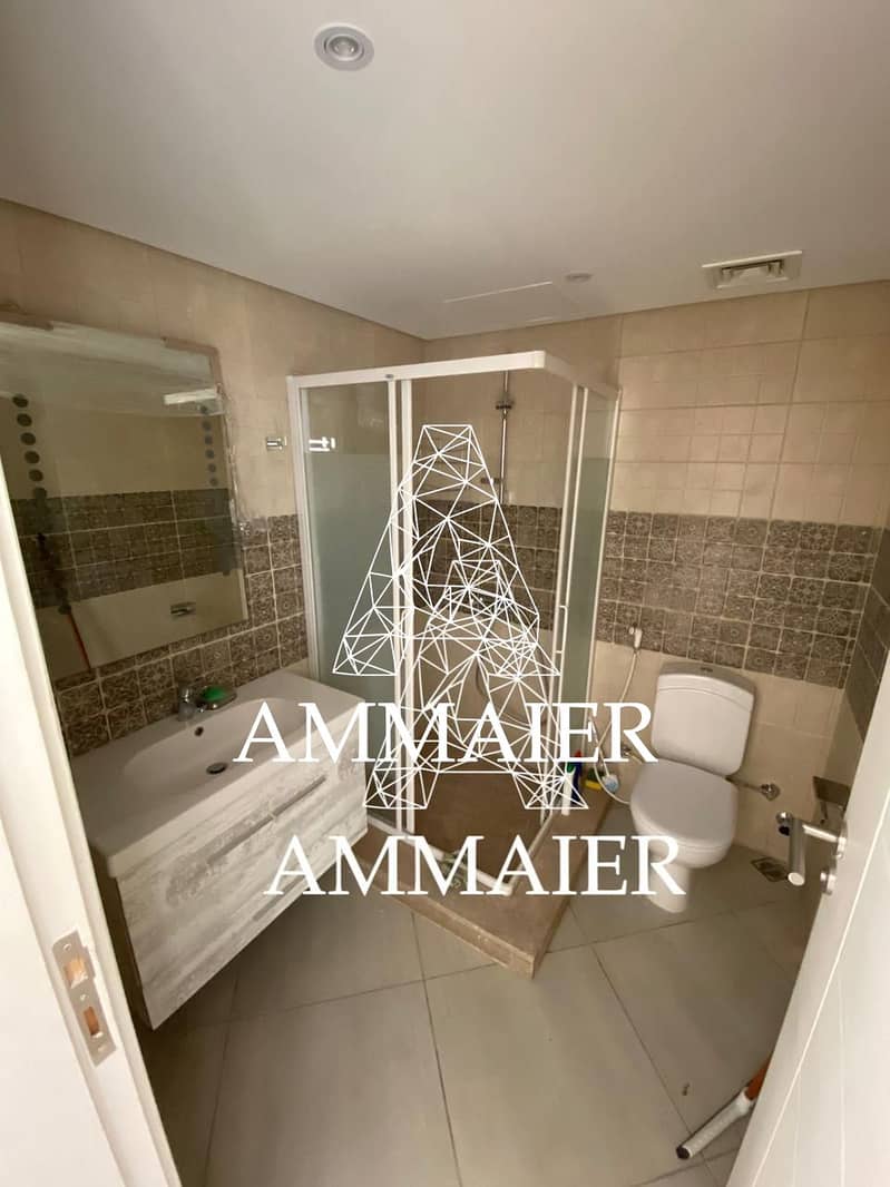 2 2b31a5ba-129a-44a9-ac1c-8503c14583e5. jpg