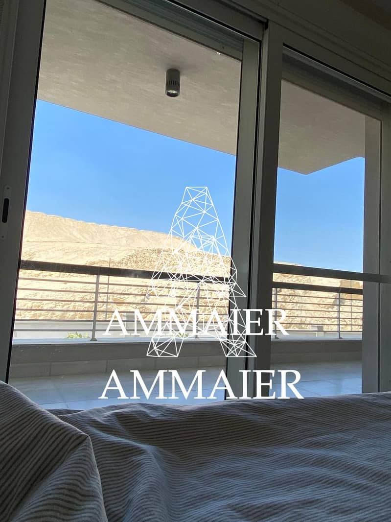 6 4098d214-eb78-4b31-825d-6f9c5800fe91. jpg