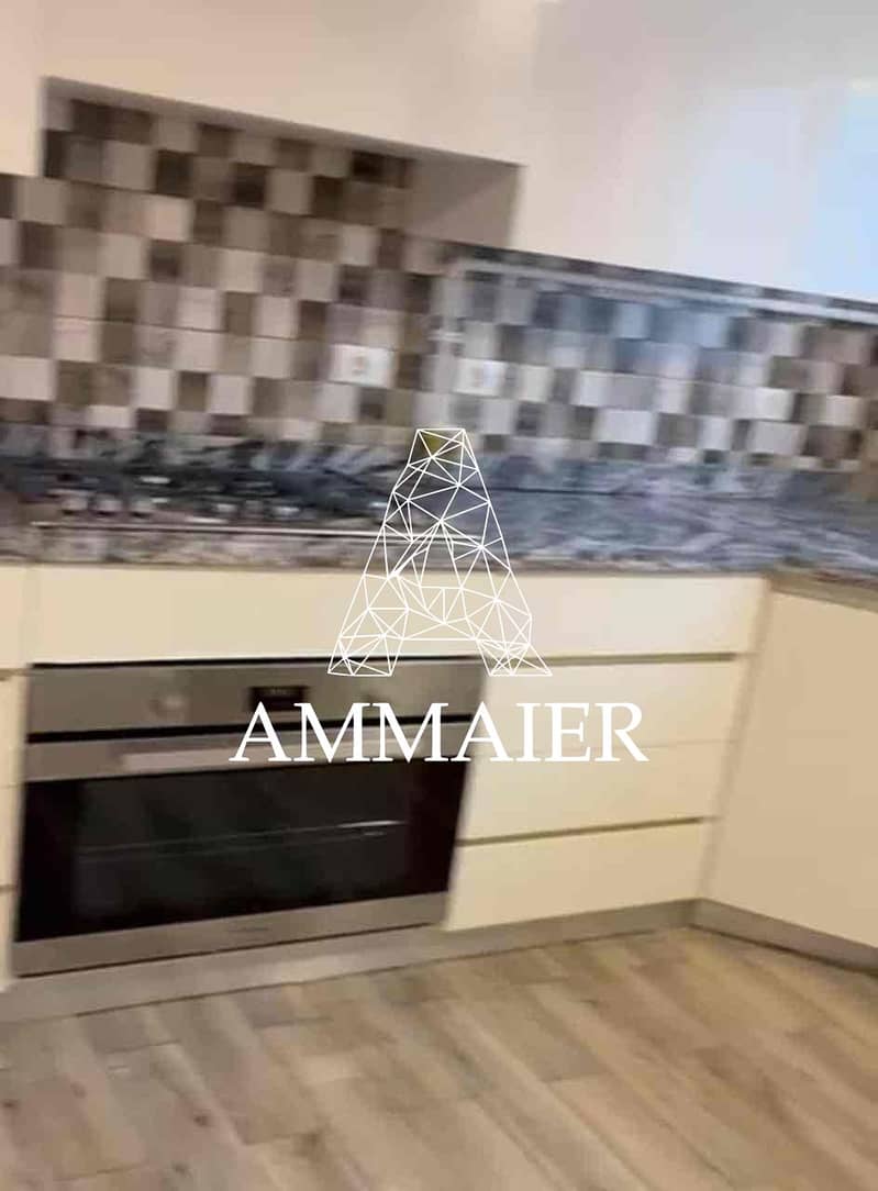 4 cddc851d-cb08-4ec1-a6b5-8a10064d9e11. jpg