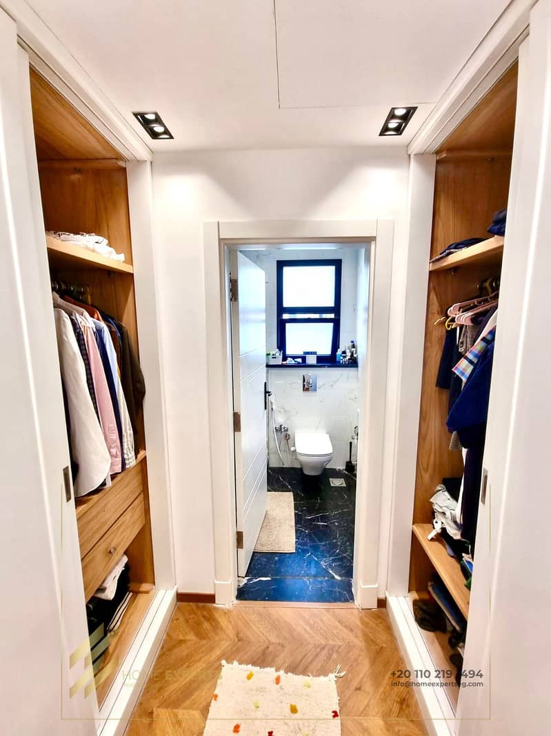 4 4c55029d-3ad3-423b-821a-a68d00f9f1b2. jpg