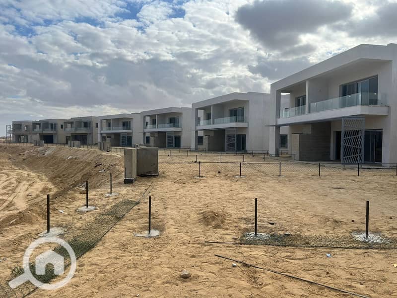 10 WhatsApp Image 2025-11-24 at 13.46. 57_c07c6b27. jpg