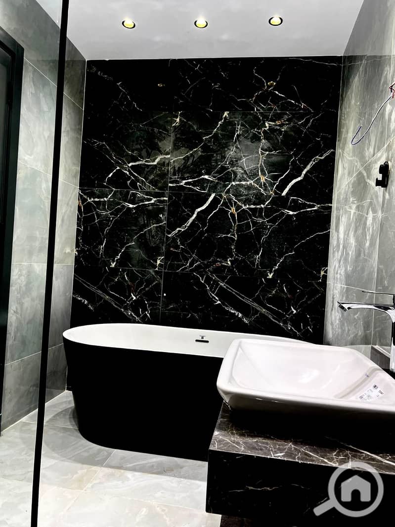 10 WhatsApp Image 2026-01-11 at 17.15. 35 (1). jpeg