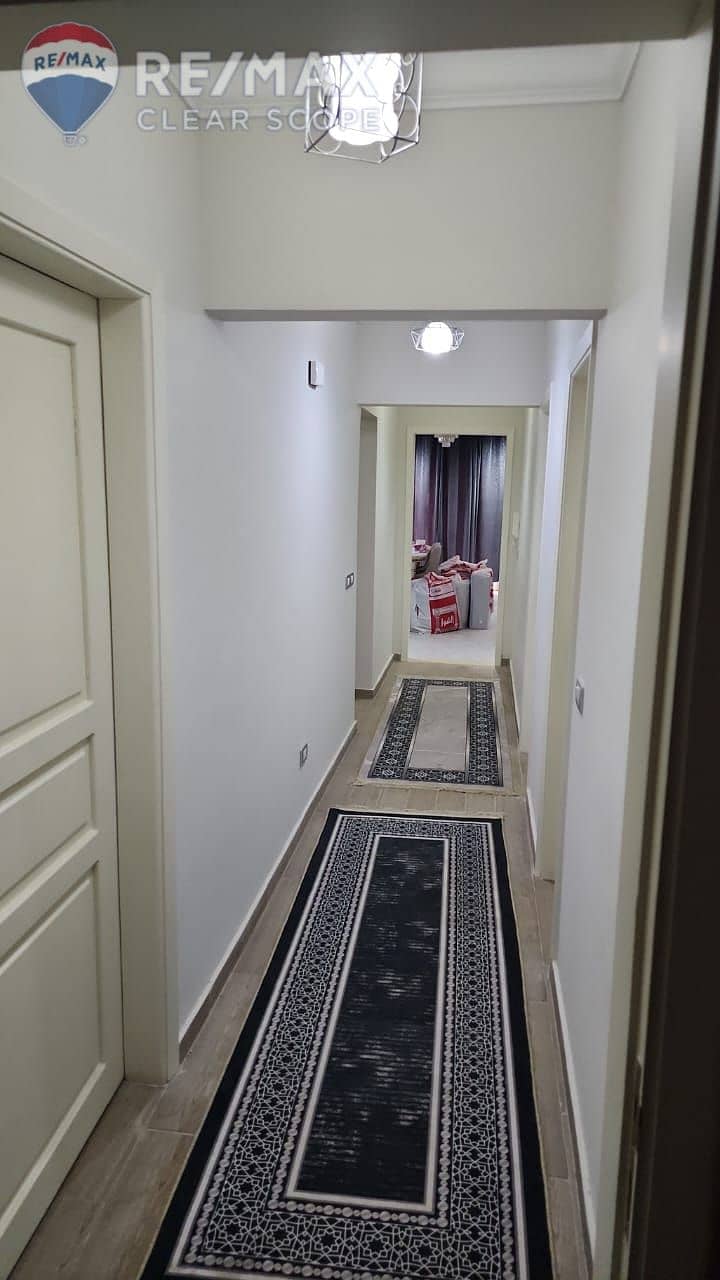 4 2faaee51-edc3-4630-9e7a-036d1ca422fc. jpg