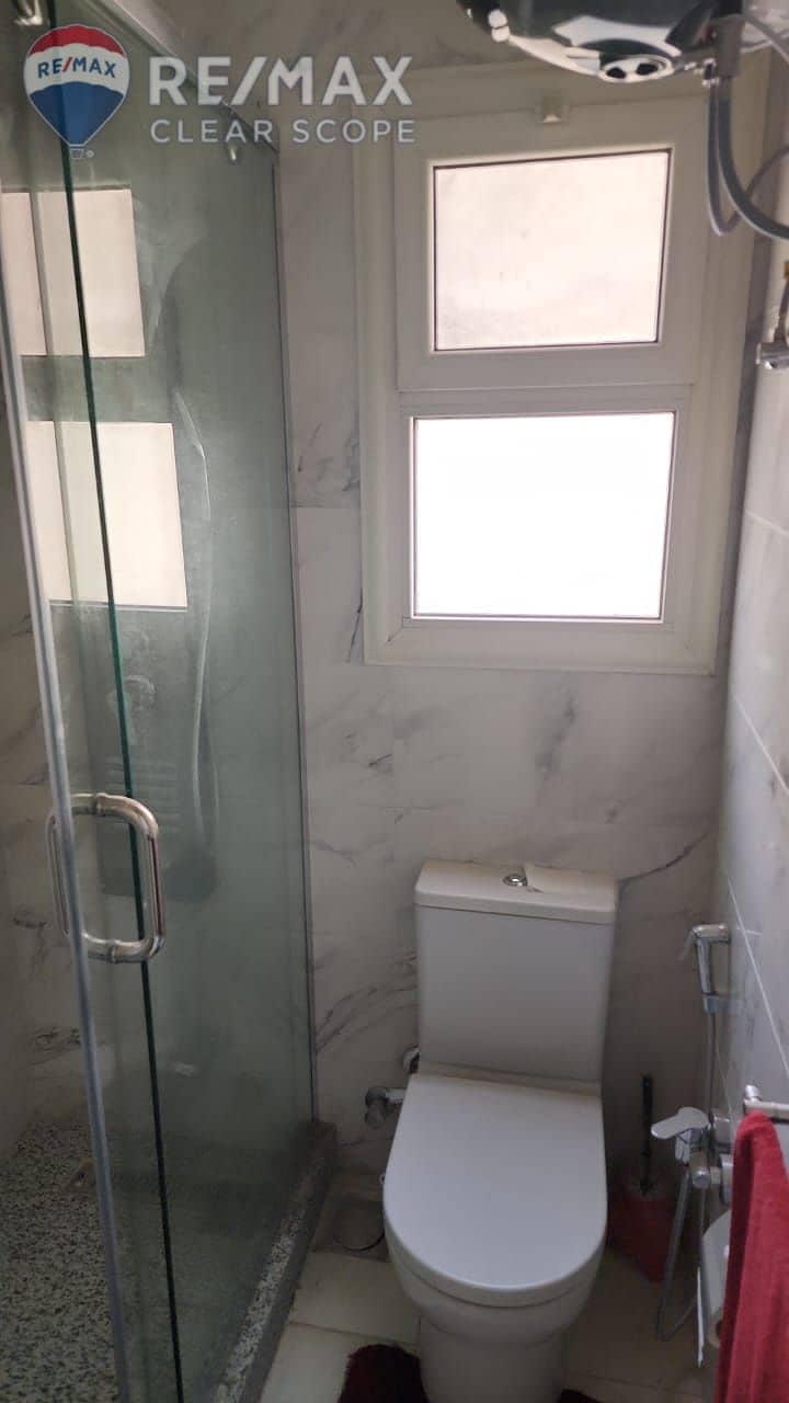 6 7ff121ca-ae09-4ff1-bc66-ab8e2a287408. jpg