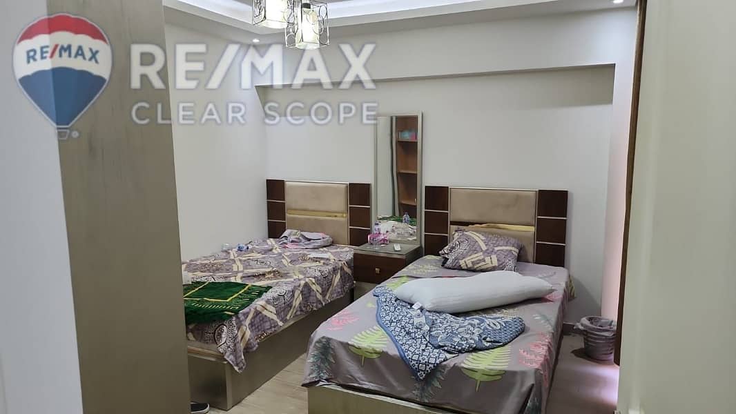 8 14c12994-9893-4ed3-bd22-d5f152f3fc4e. jpg