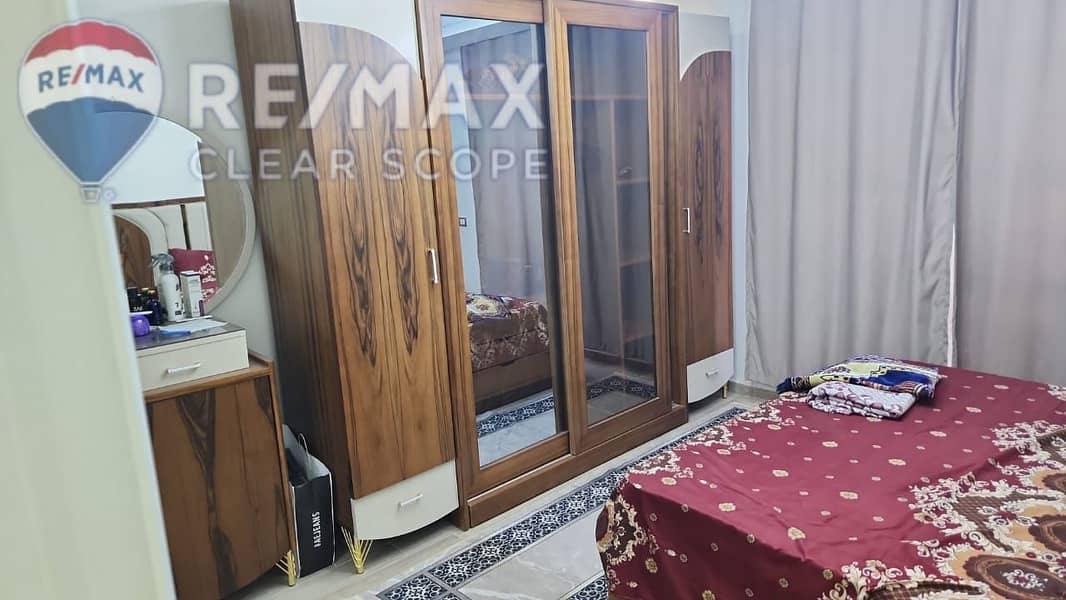 24 e383aac2-da63-4feb-a739-058beb6a18b2. jpg