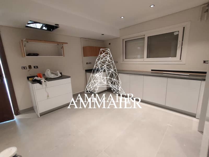 8 f3531fab-3945-434f-883e-ea9e767a6bd8. jpg