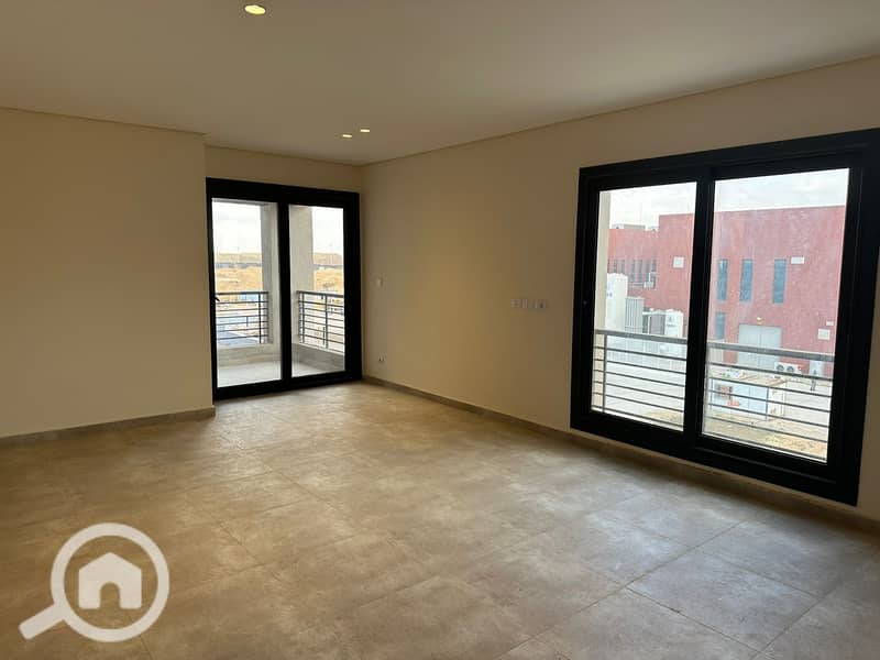 11 WhatsApp Image 2025-10-06 at 6.55. 17 PM (1). jpeg