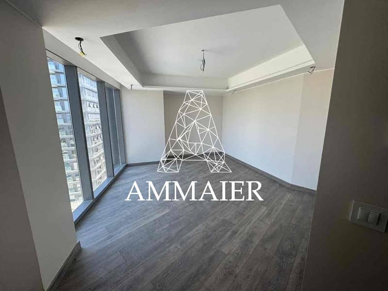 10 3d23dfe0-35ba-4e98-9fdb-d134a274f59d. jpg