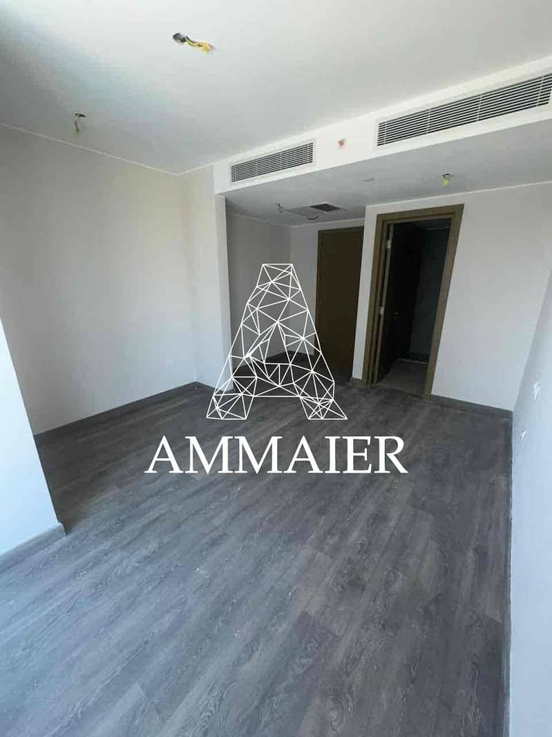 12 8632a4c9-3b51-4138-817c-8f143cc8dedc. jpg