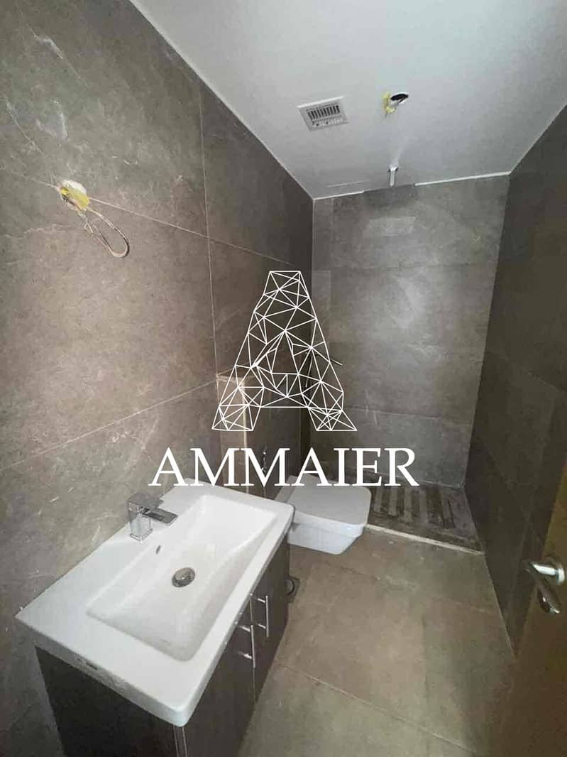 13 3eb012ea-4101-4362-8f2f-799fbf4d70e8. jpg