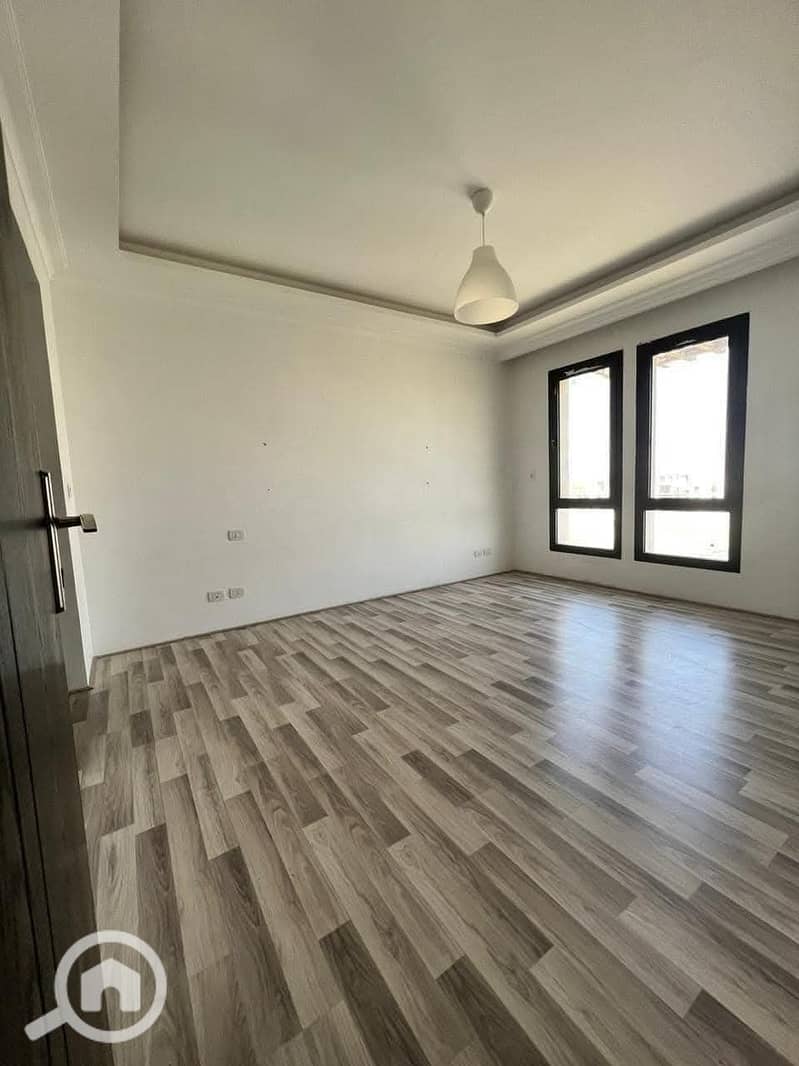 3 FB_IMG_1757497877551. jpg