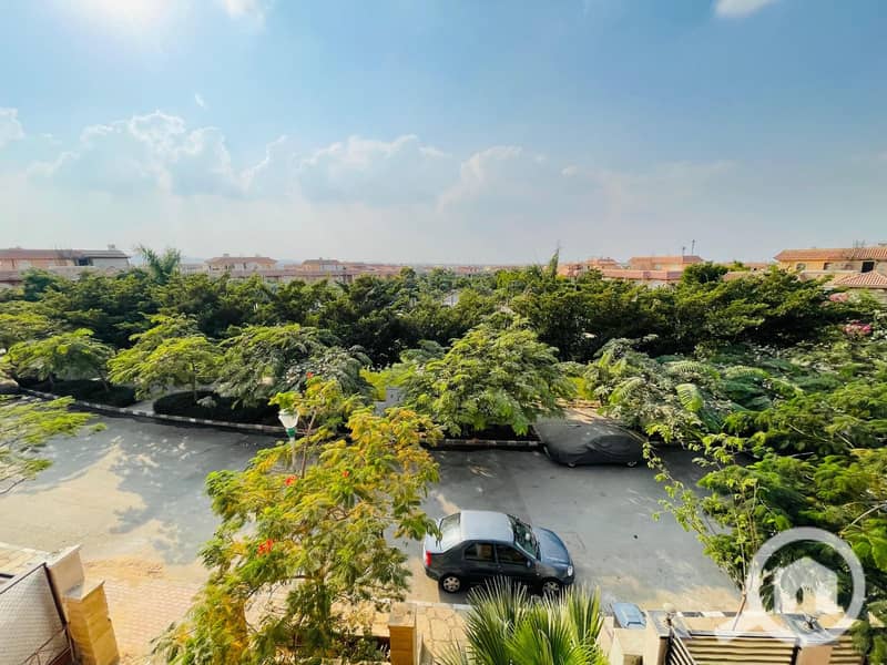 9 b4eb2d3e-669a-4b37-8fdd-3a0cace472e1. jpeg