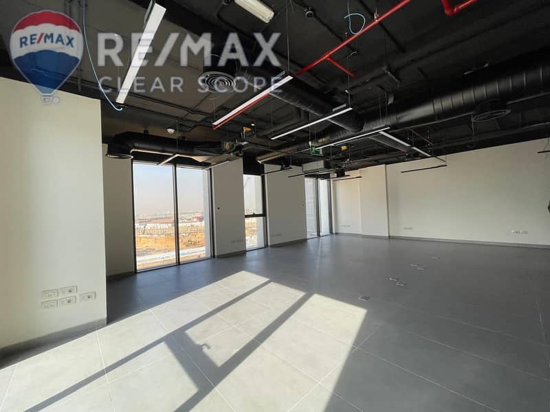 2 4fce4189-de3b-4bfc-9f2a-023292ddb8fe. jpg