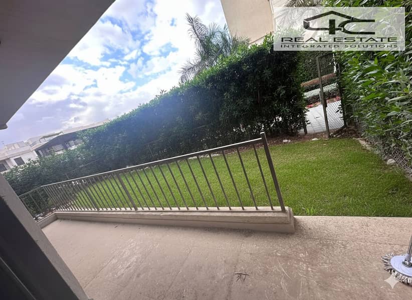 5 Gemini_Generated_Image_h2xa5uh2xa5uh2xa. png