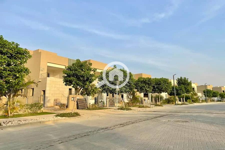 9 Background (14). png