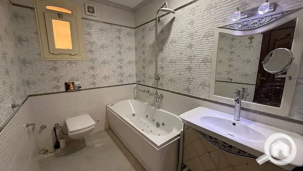 4 7a35f1c3-725a-4cc8-a458-e3d595ddd5a1. jpeg