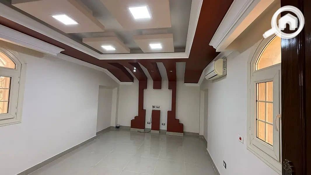 6 9f15c826-987a-4835-bbe7-d6fa467e74ee. jpeg