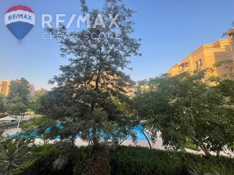 4 4e873f4f-8f80-4da5-acb7-68cdd459b16c. jpg