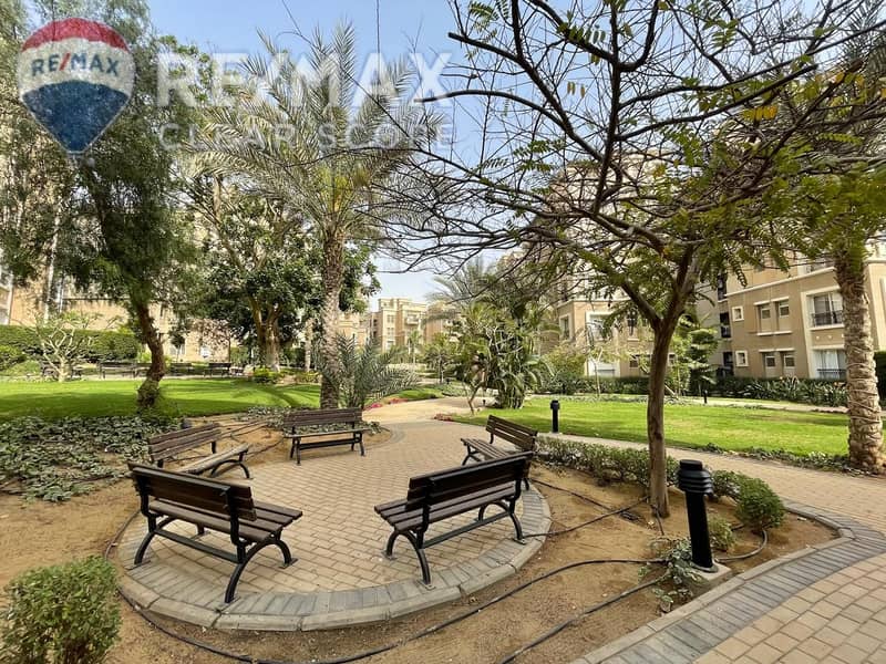 5 040db4e5-ef9d-4072-a550-1a3a4be2340e. jpg