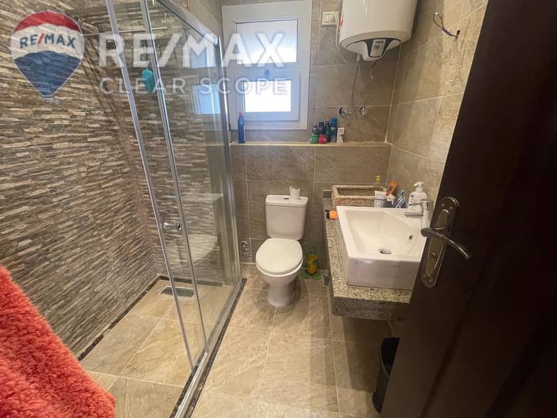 6 317cc80b-b0b5-4295-b28a-bddbd8924207. jpg