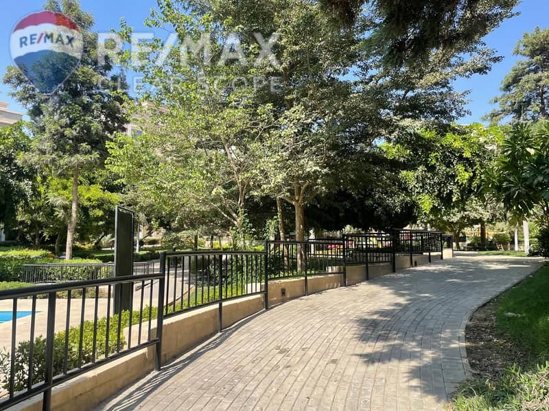 9 d3d16c21-da02-4007-9112-f00ea3f4a8d7. jpg