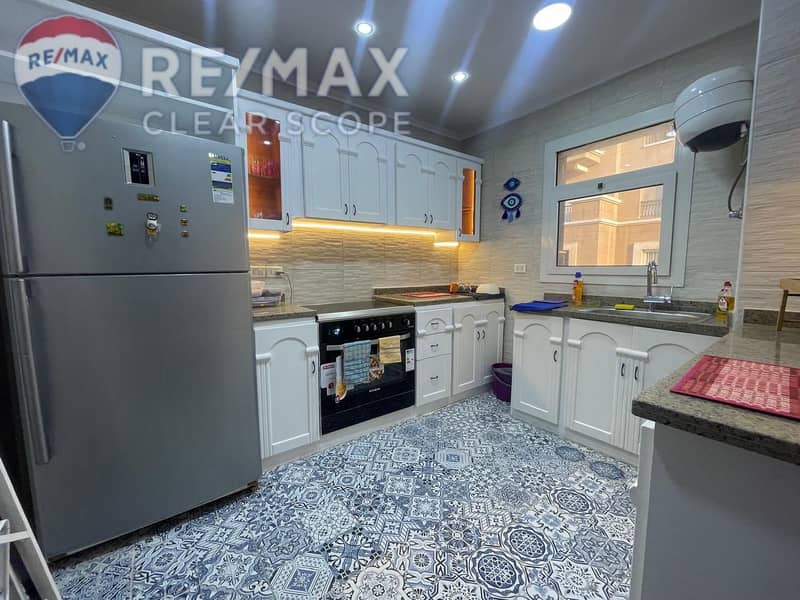 13 f0e20639-9bac-44b1-9250-d3c109ebfd90. jpg